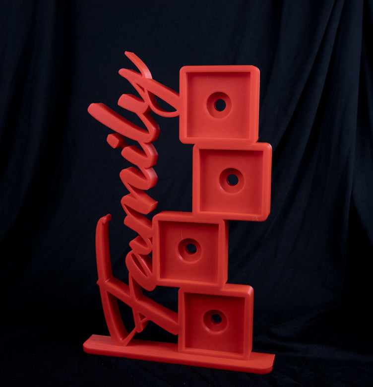 Family photomagnet frame witl 4 slots for square photomagnets