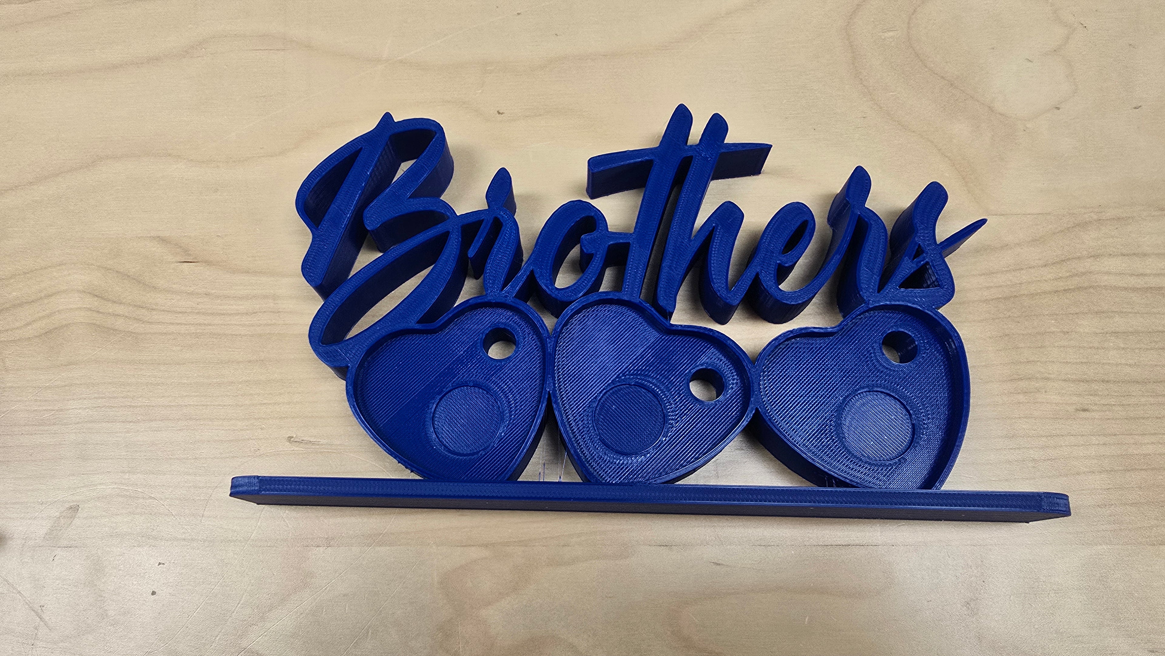 Brothers photomagnet frame with 3 slots for heart-shaped photo magnets
