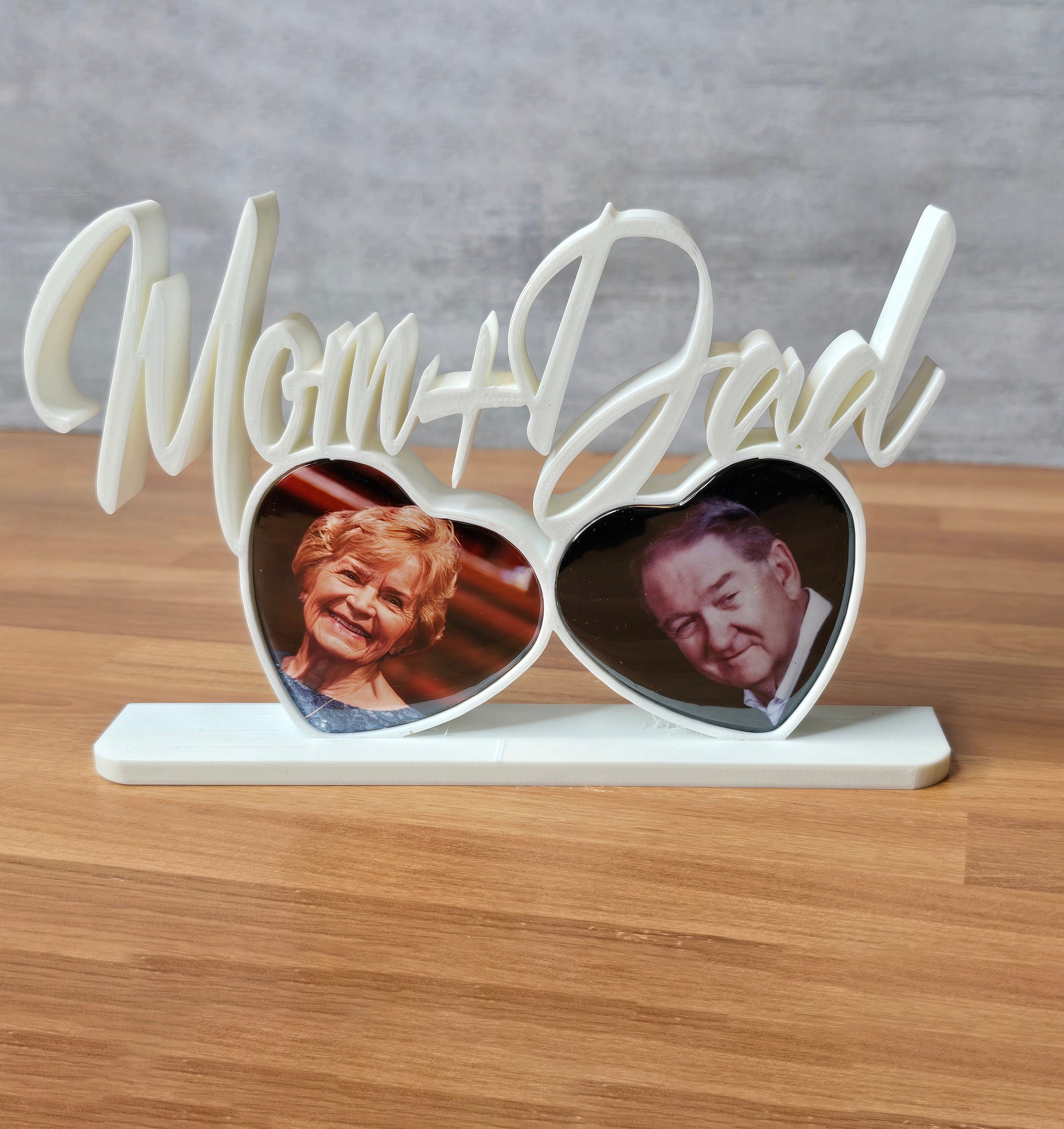 Mom and Dad  photomagnet frame with 2 slots for heart-shaped photo magnets